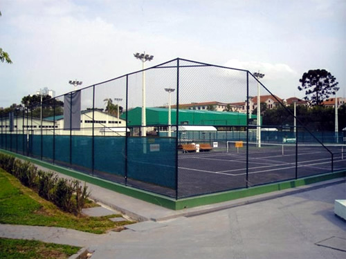 Alambrados em Salvador aplicado em quadra de tênis.